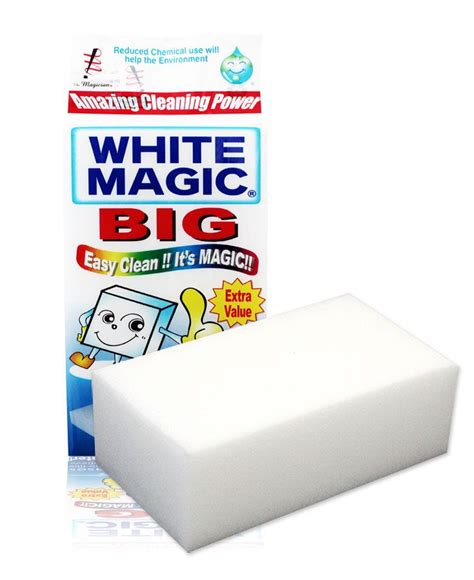Magic cleaning sponges in white